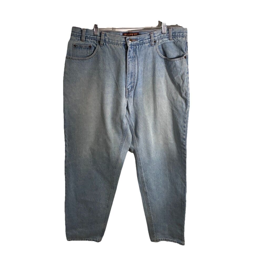 RIFLE Men’s Light Wash Blue Jeans. Size 40x32.  Straight Leg